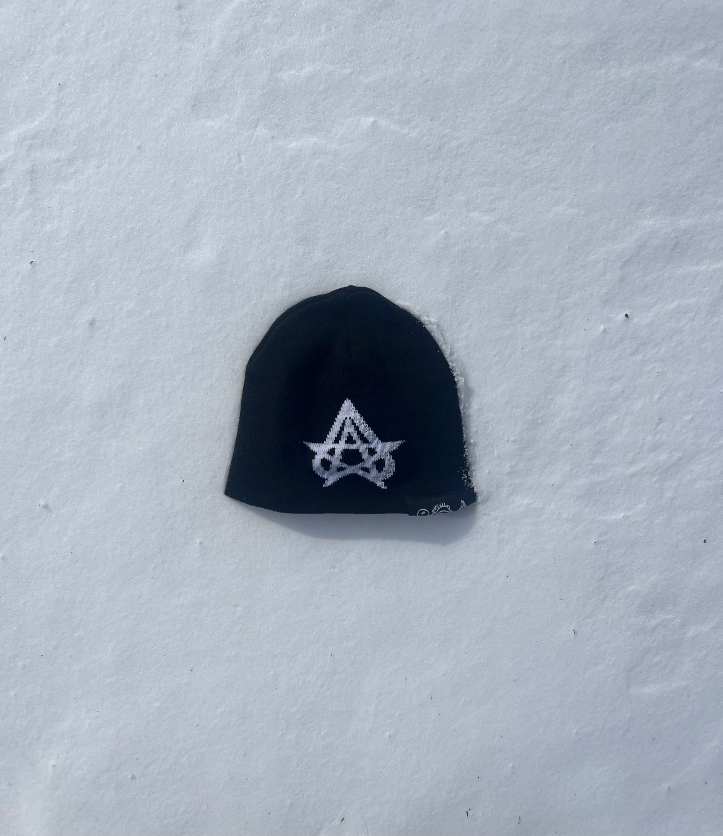 LOVE BEANIE